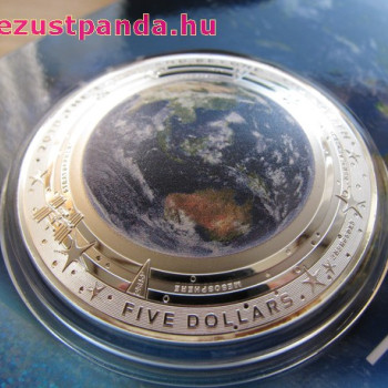 A Föld 2018 ausztrál proof ezüst pénzérme, domború