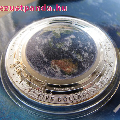 A Föld 2018 ausztrál proof ezüst pénzérme, domború