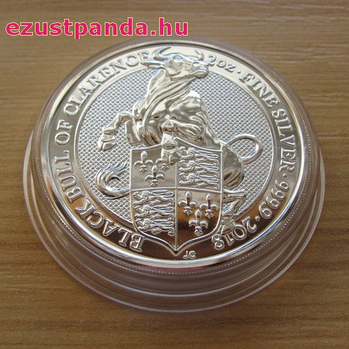 A királynő címerállatai - Clarence fekete bikája 2018 2 uncia 5 GBP ezüst pénzérme A királynő címerállatai - Clarence fekete bikája 2018 2 uncia 5 GBP ezüst pénzérme