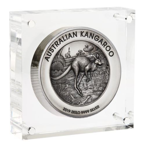 Kenguru 2019 2 kilogramm antikolt high-relief ezüst pénzérme Kenguru 2019 2 kilogramm antikolt high-relief ezüst pénzérme
