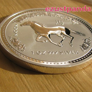 Az első Lunar ezüst és arany sorozat fotói (1999-2010) Az első Lunar ezüst és arany sorozat fotói (1999-2010)