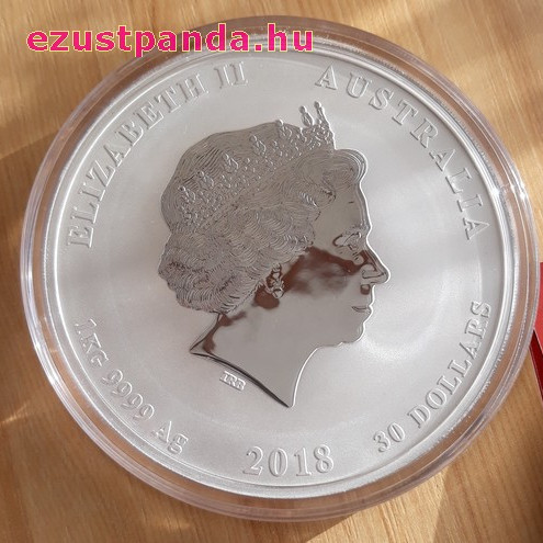Lunar2 Kutya éve 2018 1 kilogramm színes ezüst pénzérme, drágakővel