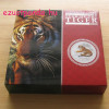 Lunar2 Tigris éve 2010 1 kilogramm színes ezüst pénzérme, topázzal