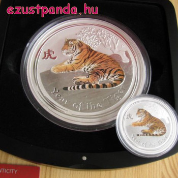 Lunar2 Tigris éve 2010 1 kilogramm színes ezüst pénzérme, topázzal