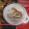 Lunar2 Tigris éve 2010 1 kilogramm színes ezüst pénzérme, topázzal