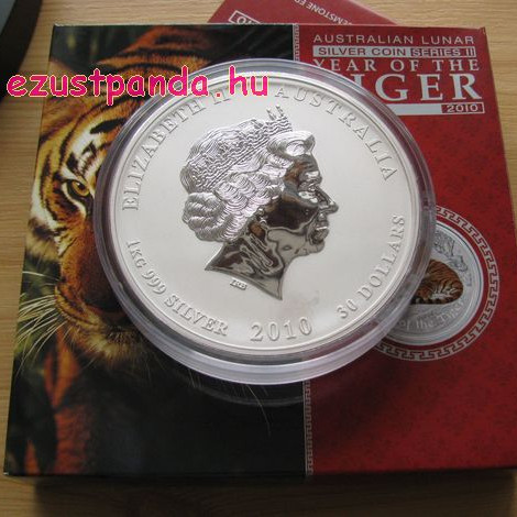 Lunar2 Tigris éve 2010 1 kilogramm színes ezüst pénzérme, topázzal