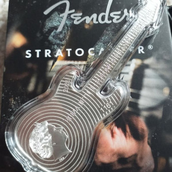 Fender Stratocaster gitár 2021 1 uncia proof ezüst pénzérme - gitár alakú érme!