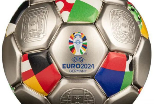 UEFA 2024 futball EB ezüst érme