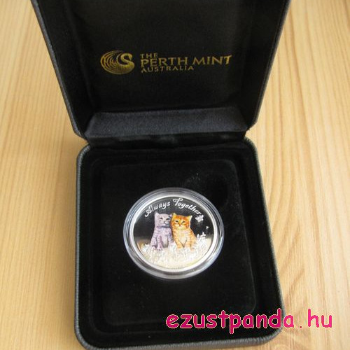 Mindig együtt - Cicák - Always Together 2015 1/2 uncia színes ezüst pénzérme Mindig együtt - Cicák - Always Together 2015 1/2 uncia színes ezüst pénzérme
